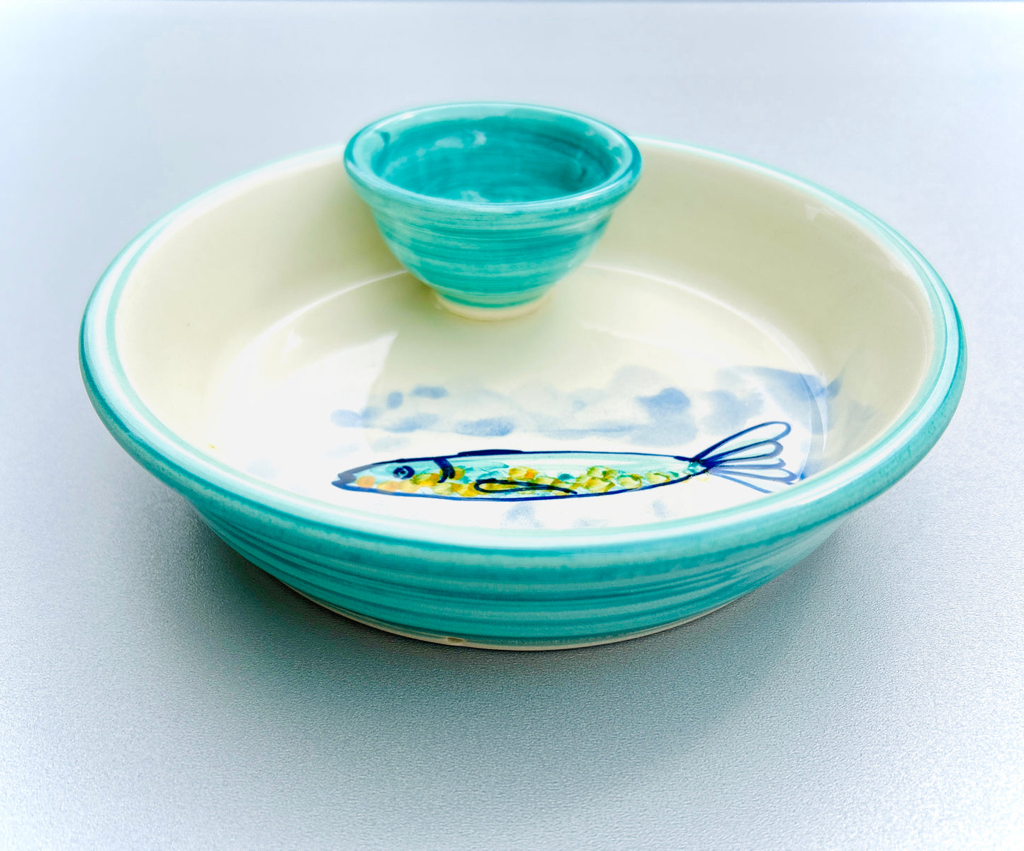 Schale inkl. integrierter Dip-Schale "Fischfreunde Nora und Fee", außen türkis (Ø18,5 cm)