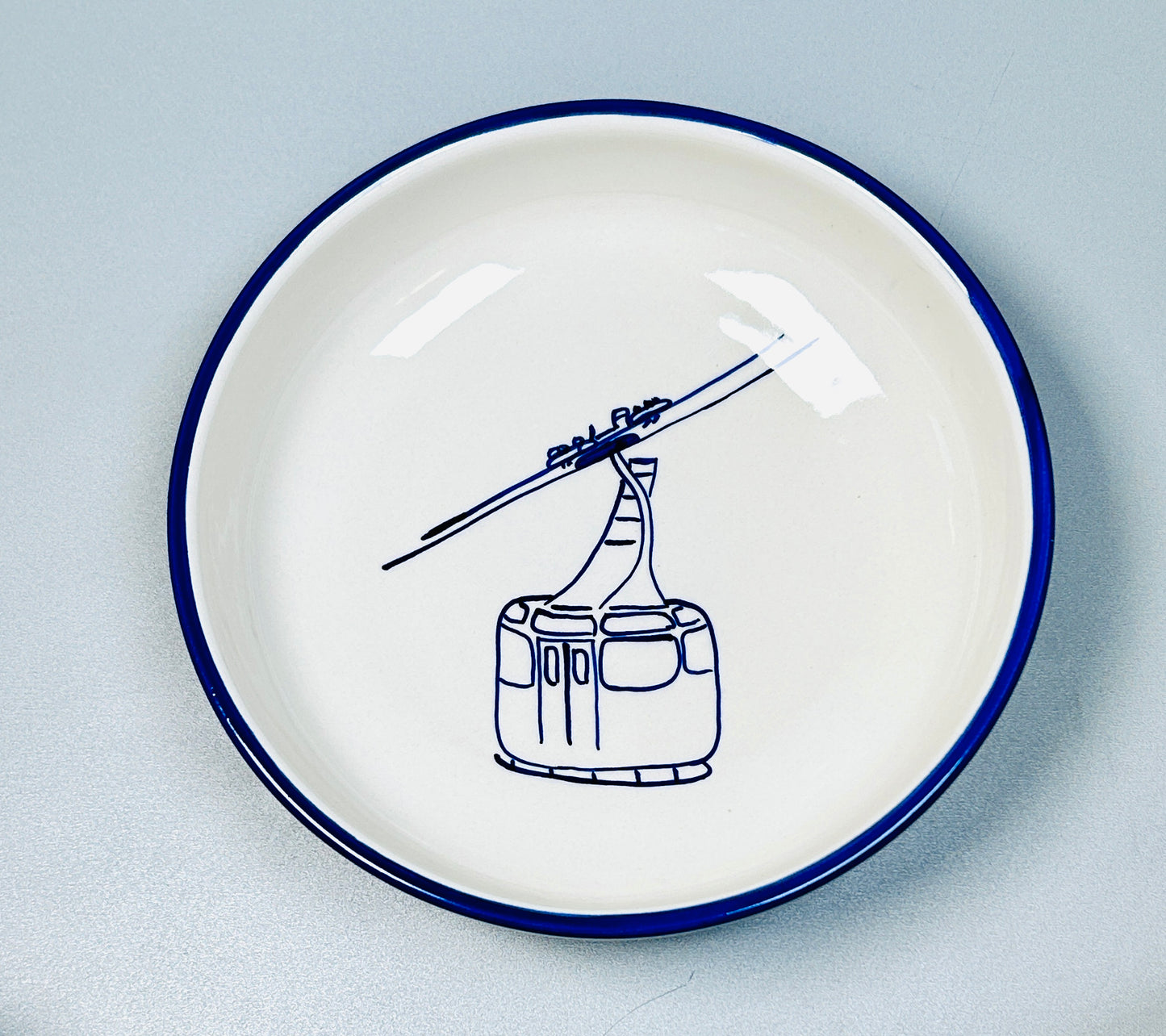 Schale "Berggondel"(Ø 18 cm Höhe: 5 cm )