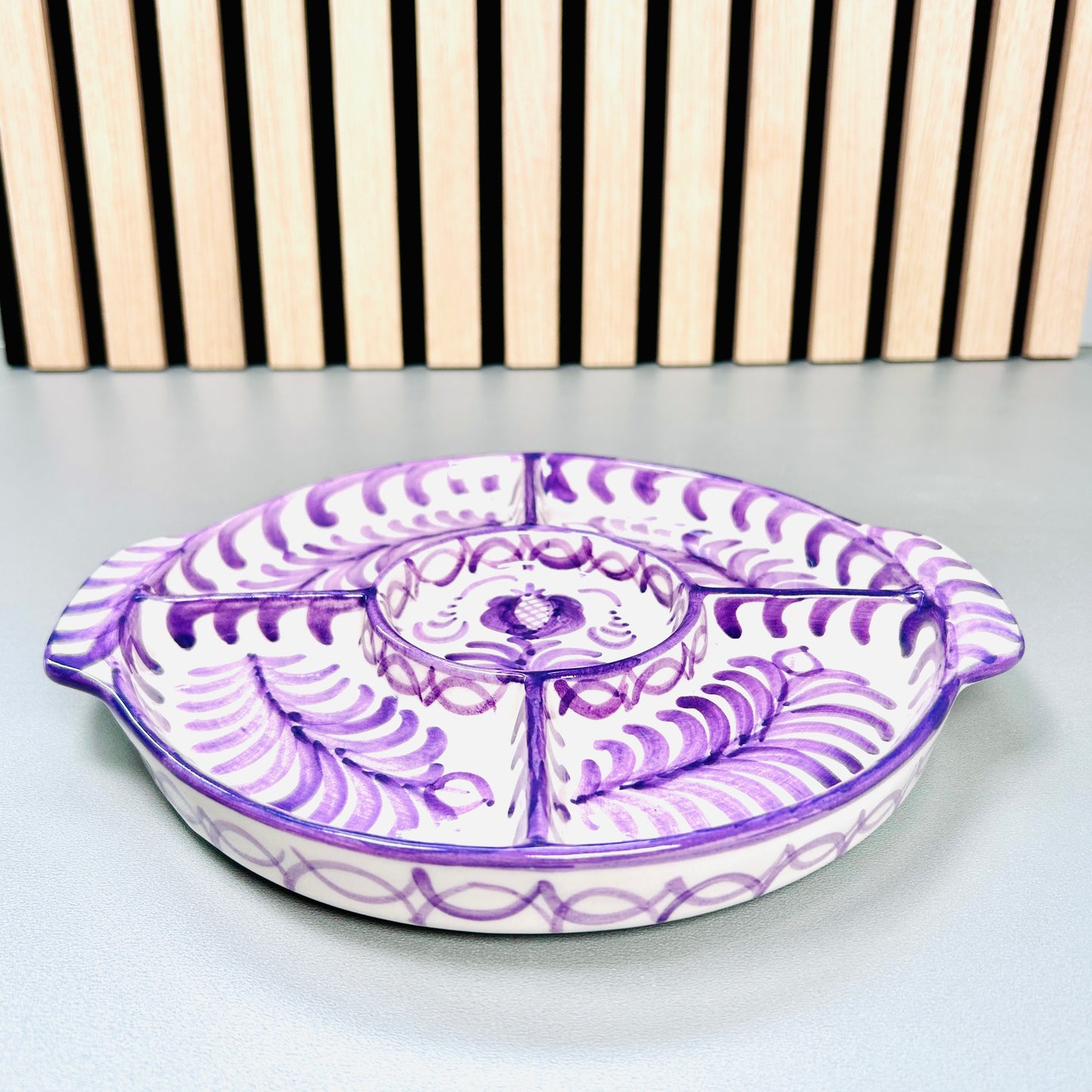 Vorspeisenteller "Blumen von Granada" lila/weiß (Ø 21 cm)
