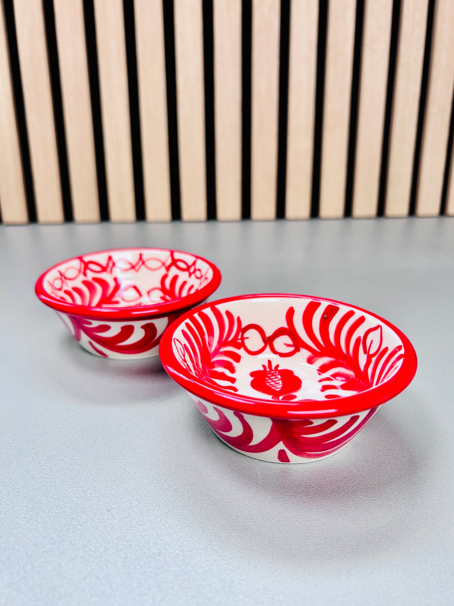 Dip-Schale "Blumen von Granada" rot/weiß (Ø 10 cm Höhe: 4 cm)