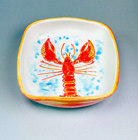 Teller tief/Schale quadratisch, runde Ecken "Fred der Hummer", außen orange (Länge + Breite: 21 cm, Höhe: 7 cm)