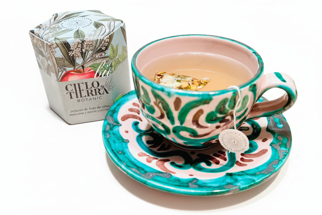 Cielo y tierra – Olivenblatttee mit Apfel & Minze