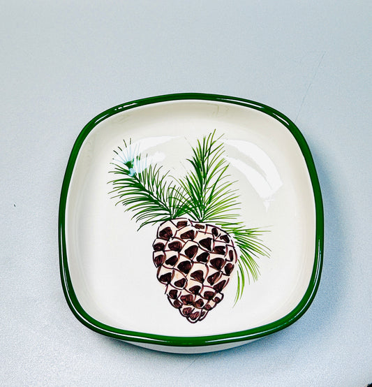 Teller tief/Schale quadratisch, runde Ecken "Tannenzapfen" (Länge + Breite: 21 cm, Höhe: 7 cm)