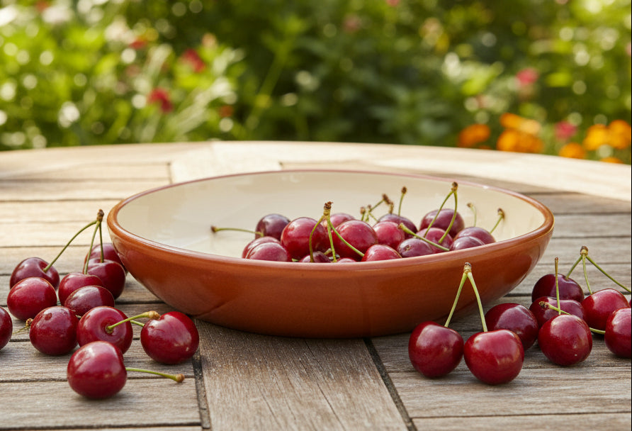 Keramikschale – Cremeweiß innen, Terrakotta außen Ø 28 cm