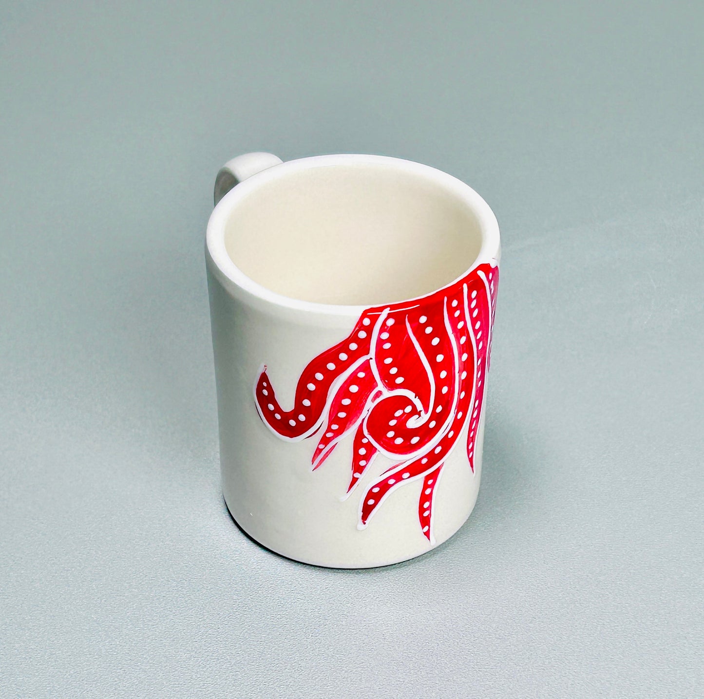 Kaffeetasse rot "Paulchen die Krake" (Ø 8,5 cm  Höhe: 9,5 cm)